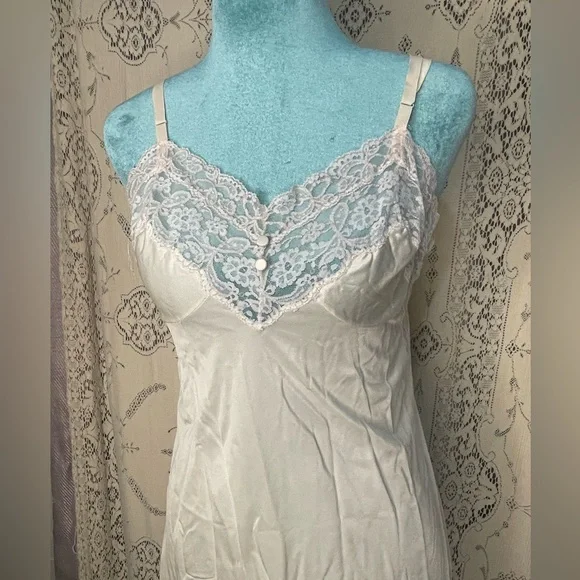Kayser:vintage slip with lace details - Picture 2 of 5